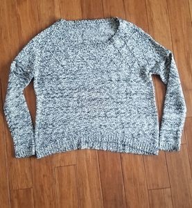 Women's sweater with sequins